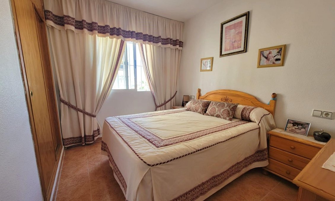 Segunda mano - Apartamento -
Torrevieja - Nueva Torrevieja