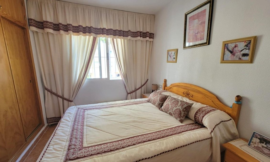 Segunda mano - Apartamento -
Torrevieja - Nueva Torrevieja