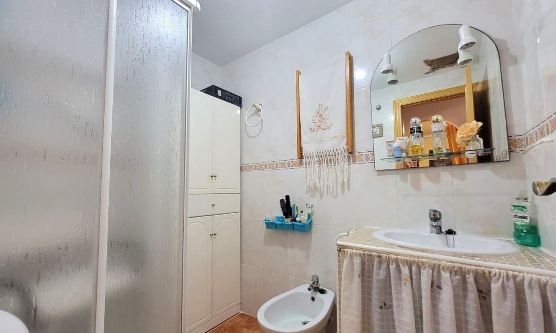 Segunda mano - Apartamento -
Torrevieja - Nueva Torrevieja