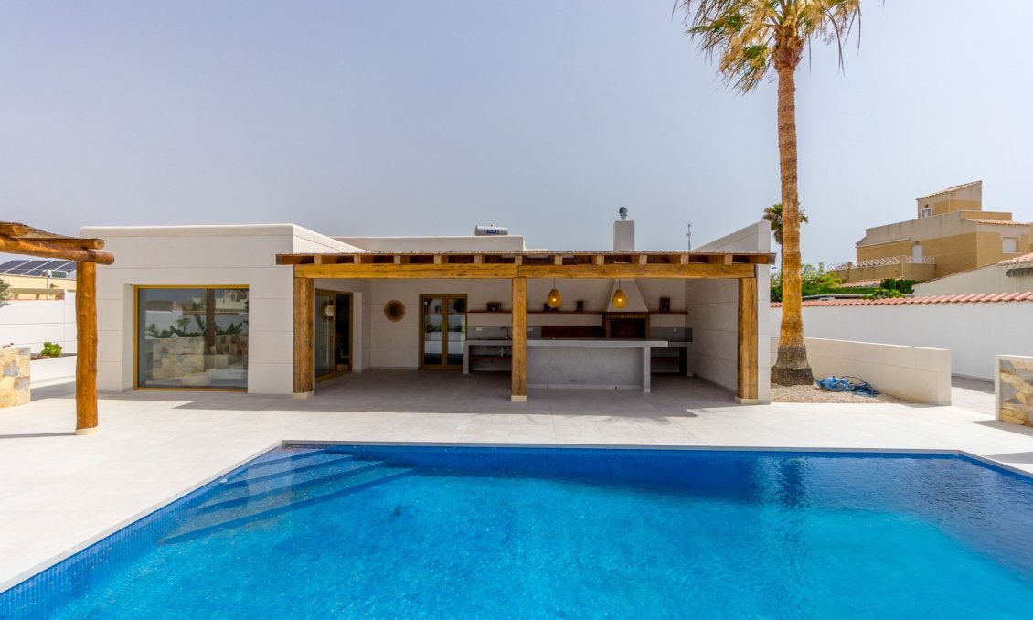 Segunda mano - Villa -
Torrevieja - Costa Blanca