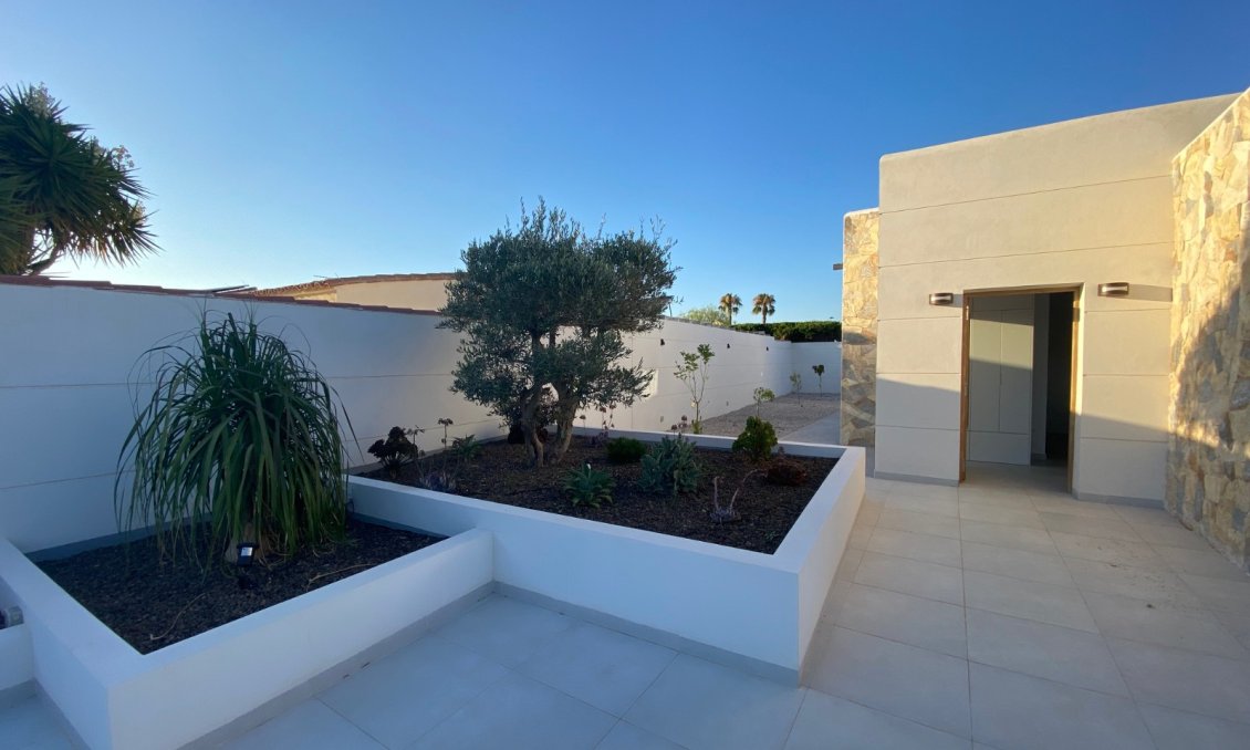 Segunda mano - Villa -
Torrevieja - Costa Blanca