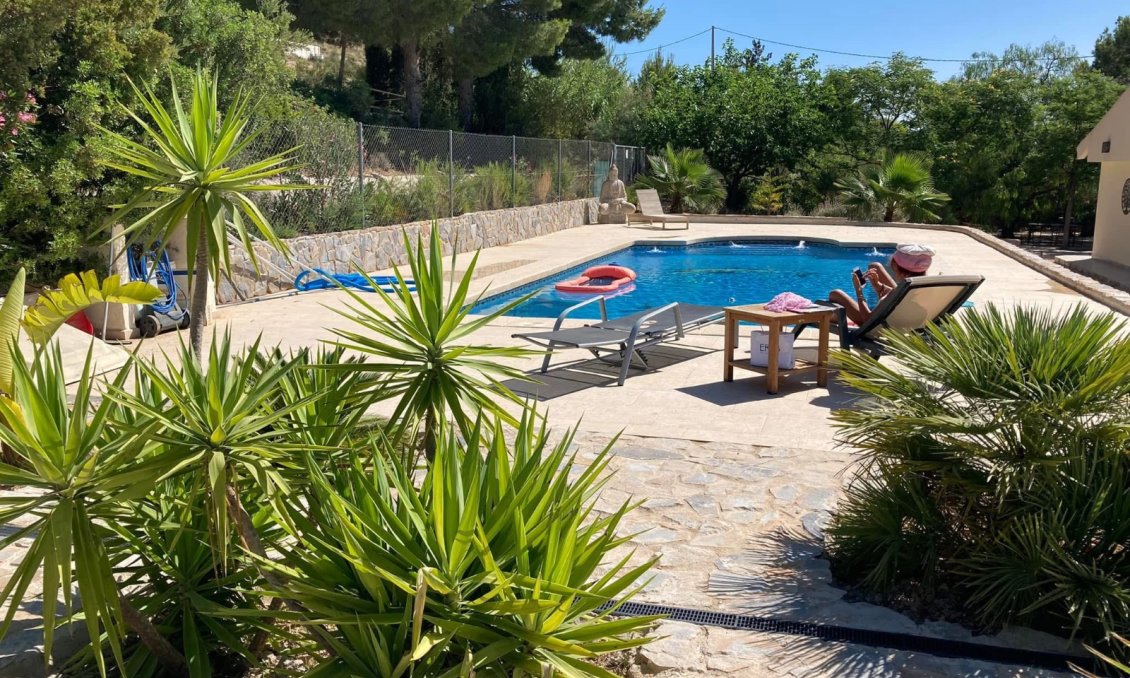 Segunda mano - Villa -
Hondón de las Nieves - Inland