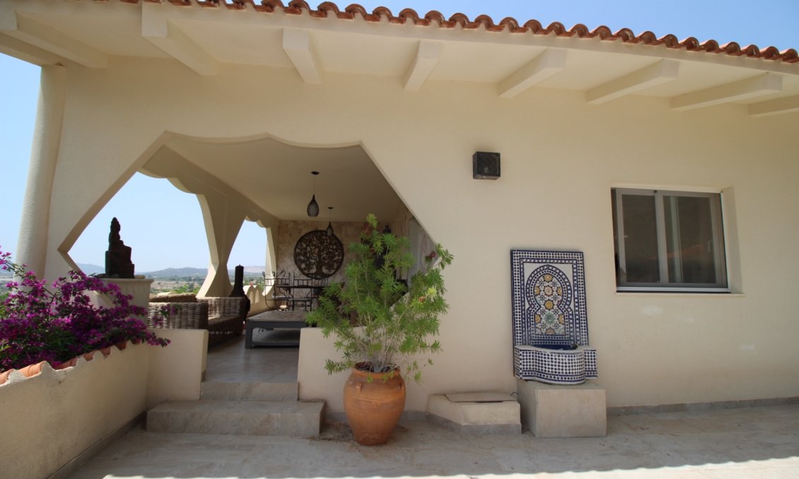 Segunda mano - Villa -
Hondón de las Nieves - Inland
