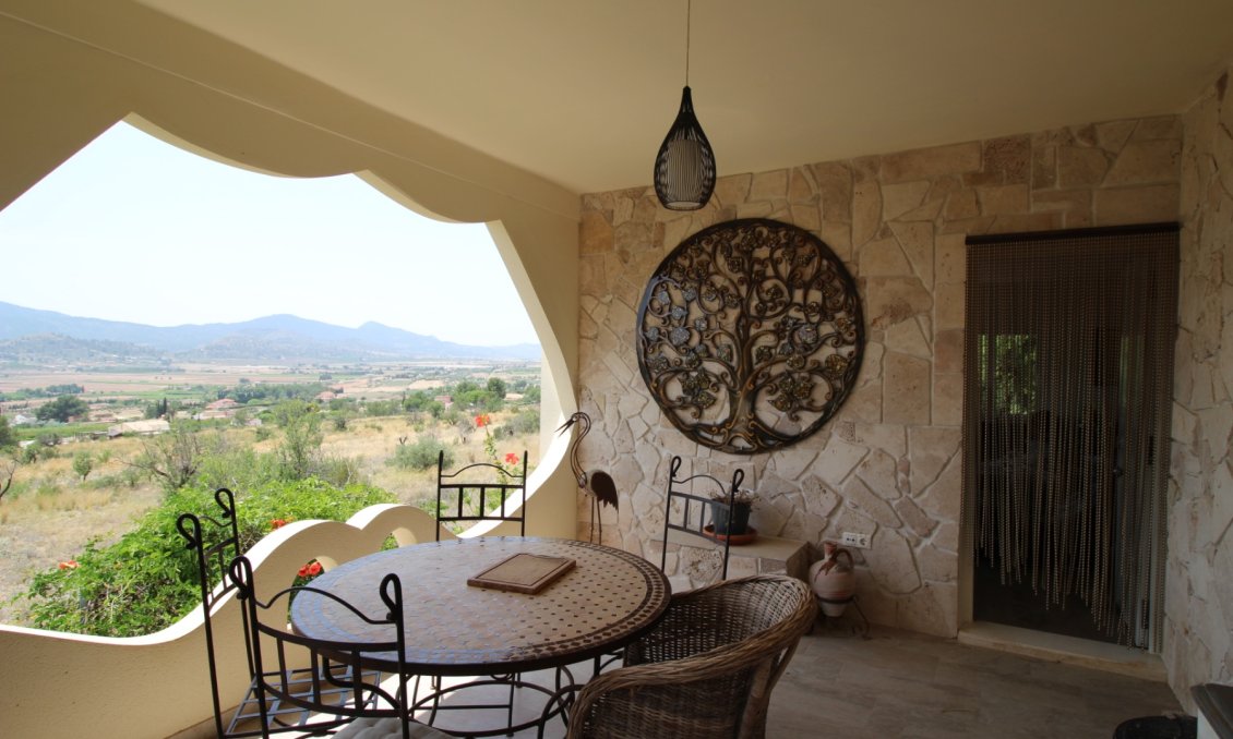 Segunda mano - Villa -
Hondón de las Nieves - Inland