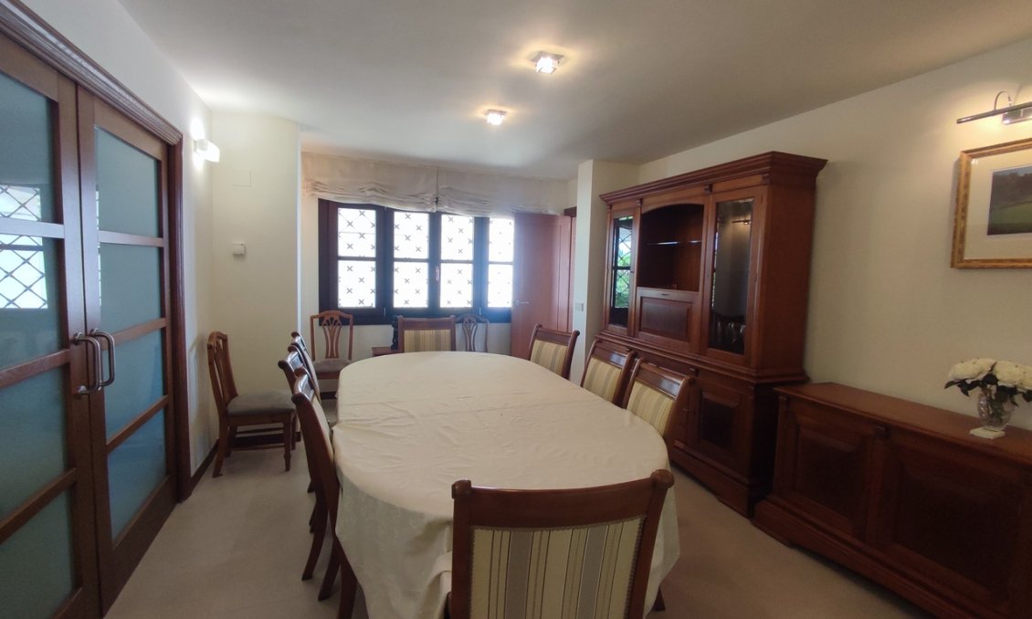 Segunda mano - Villa -
Peraleja Golf - Inland