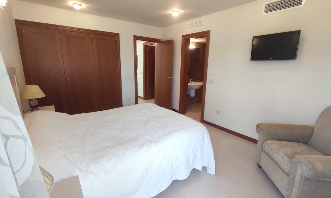 Segunda mano - Villa -
Peraleja Golf - Inland