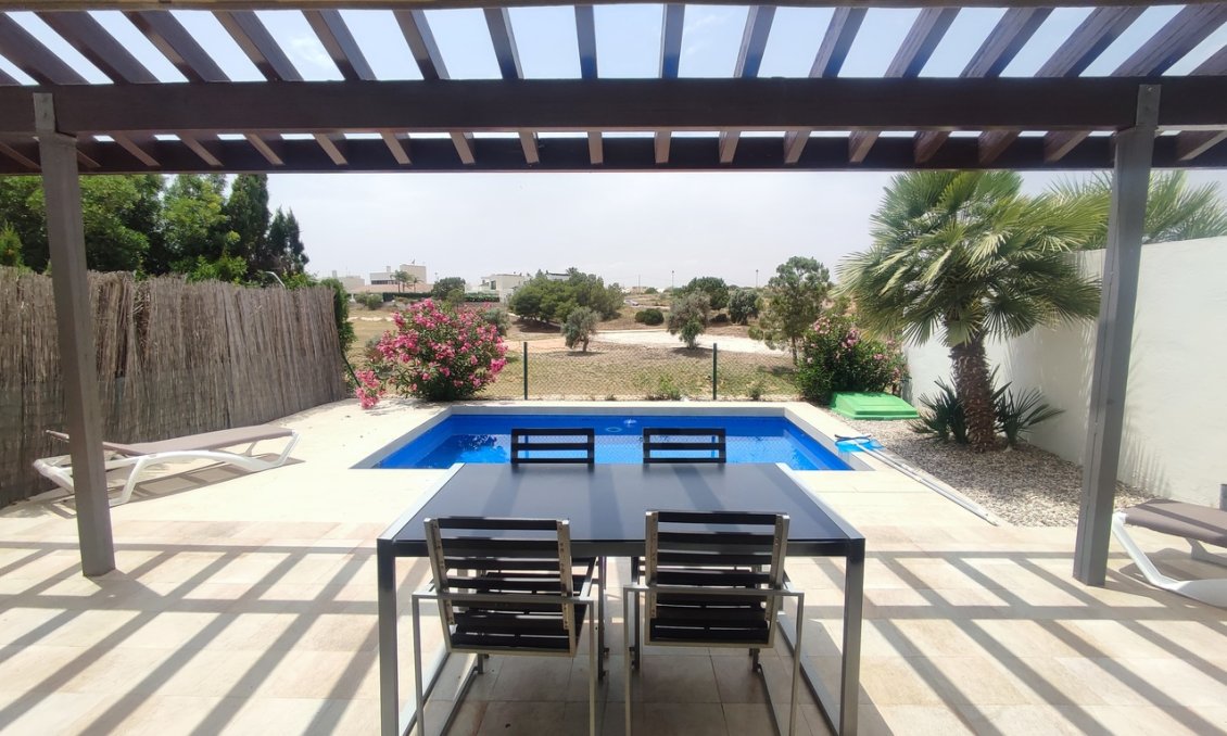Segunda mano - Villa -
Peraleja Golf - Inland