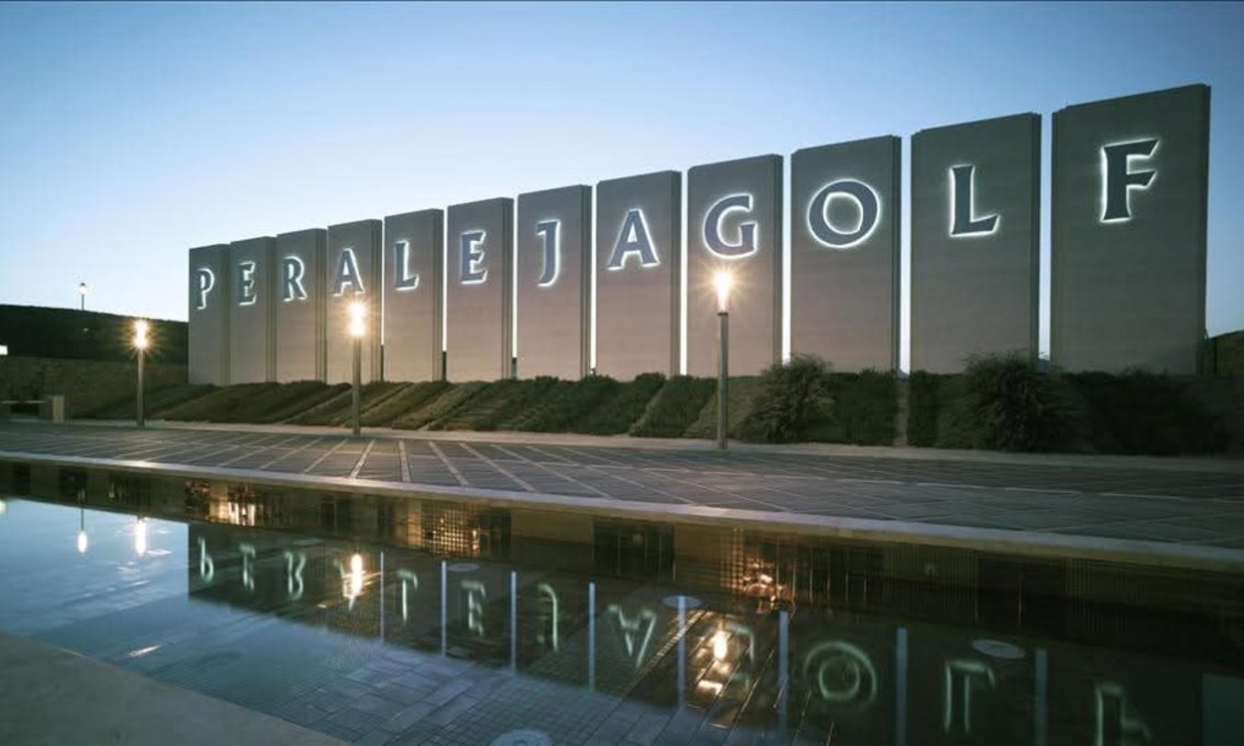 Segunda mano - Villa -
Peraleja Golf - Inland