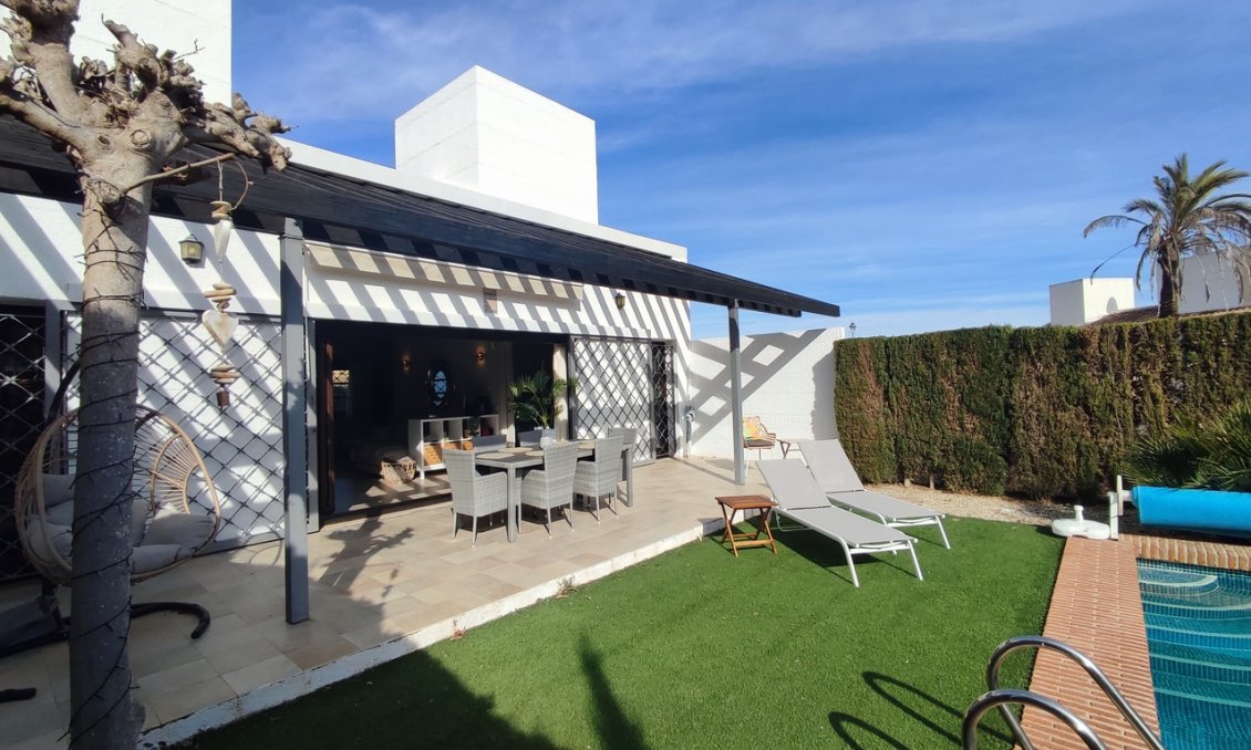 Revente - Villa -
Peraleja Golf - Inland
