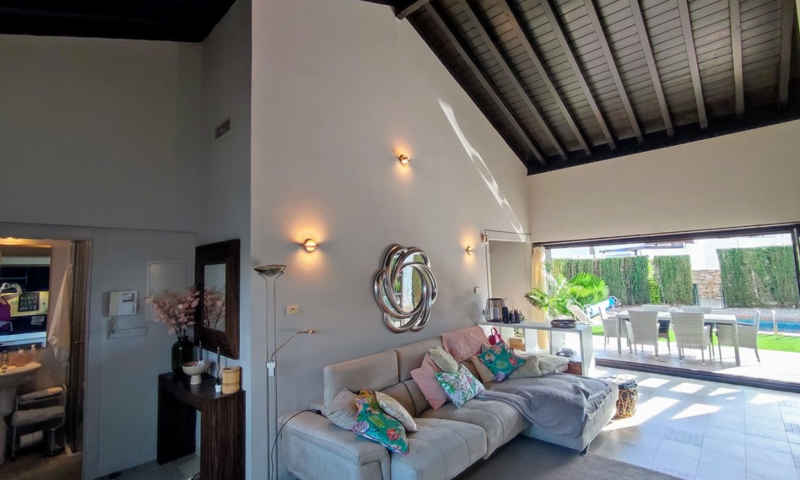Revente - Villa -
Peraleja Golf - Inland