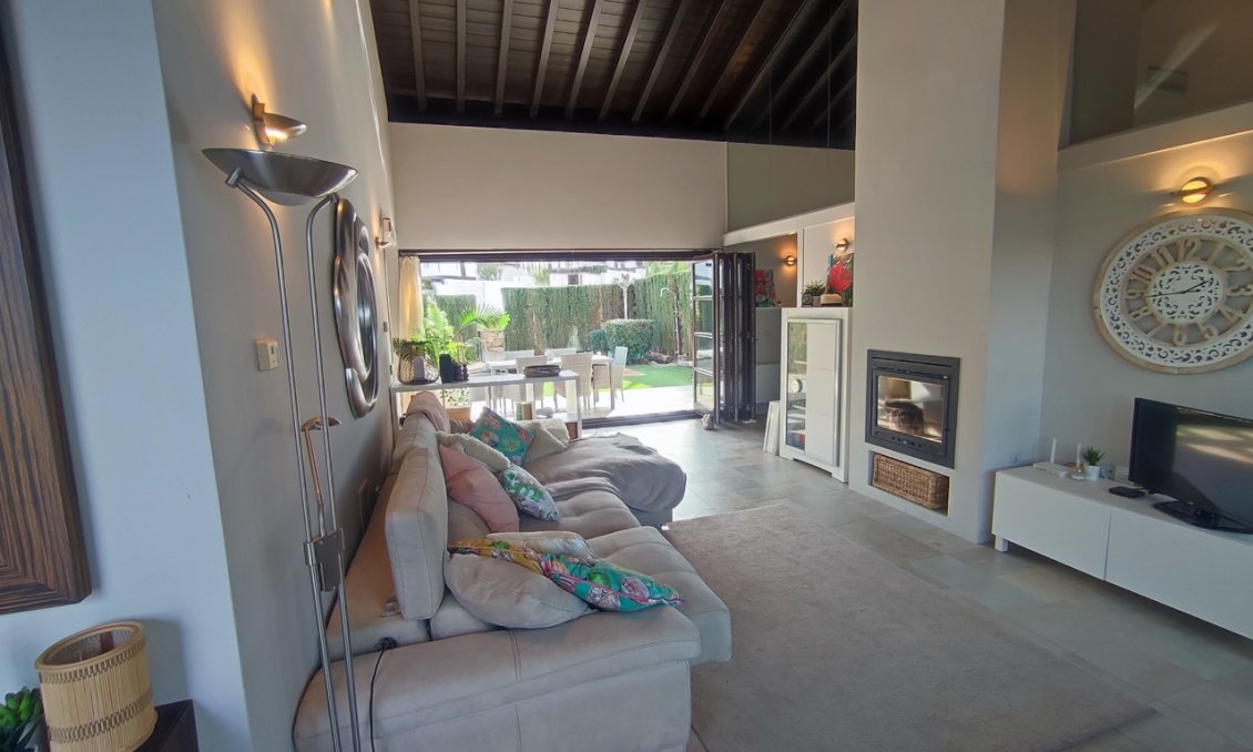 Revente - Villa -
Peraleja Golf - Inland