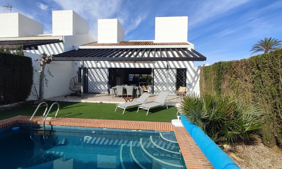 Revente - Villa -
Peraleja Golf - Inland