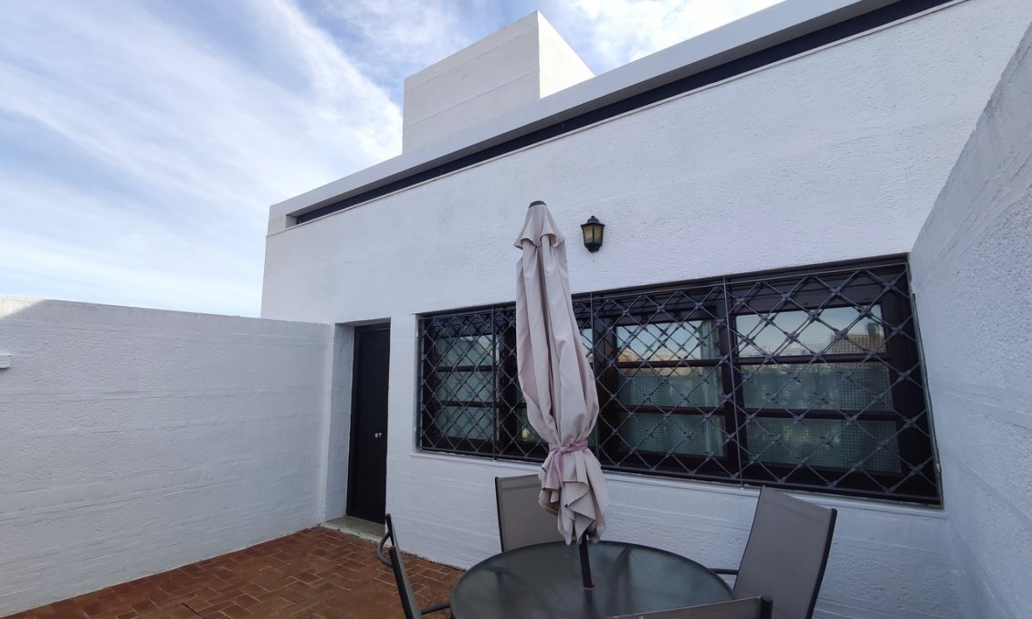 Revente - Villa -
Peraleja Golf - Inland