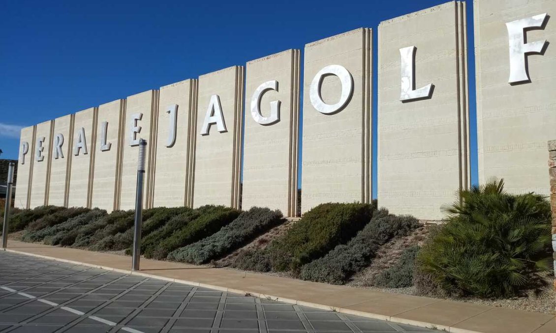 Revente - Villa -
Peraleja Golf - Inland
