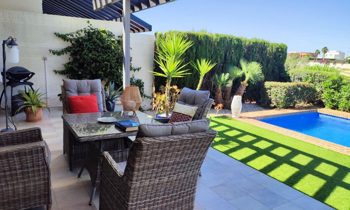 Segunda mano - Villa -
Peraleja Golf - Inland