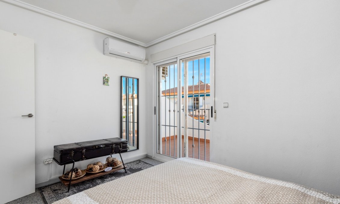 Wiederverkauf - Town House -
Orihuela Costa - Costa Blanca