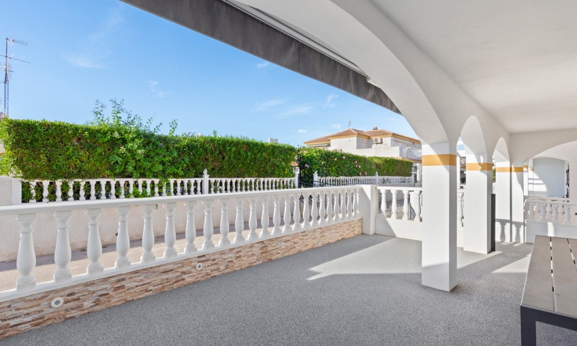 Wiederverkauf - Town House -
Orihuela Costa - Costa Blanca