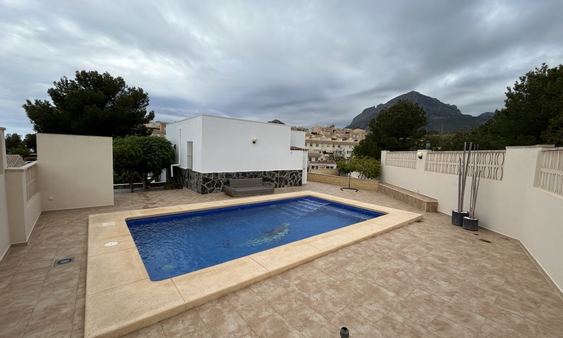 Segunda mano - Villa -
La Nucía - Costa Blanca