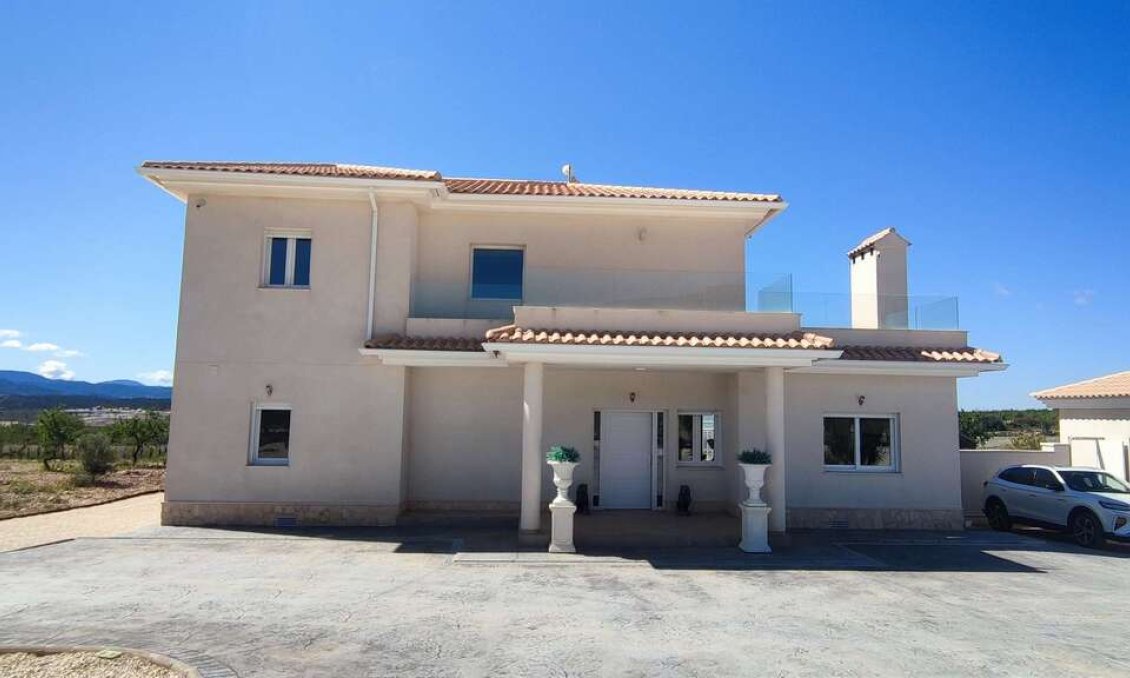 Segunda mano - Villa -
Pinoso - Inland