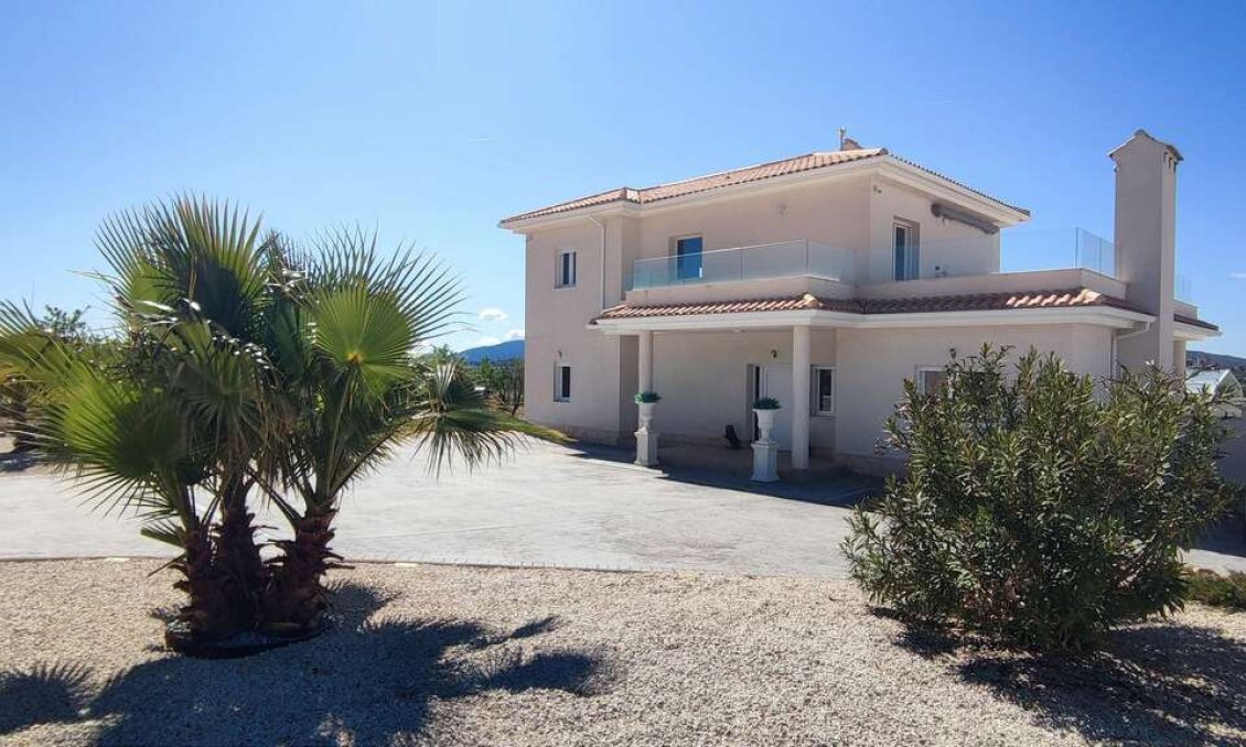 Segunda mano - Villa -
Pinoso - Inland