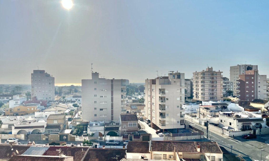 Segunda mano - Apartamento -
Torrevieja - Calas Blanca