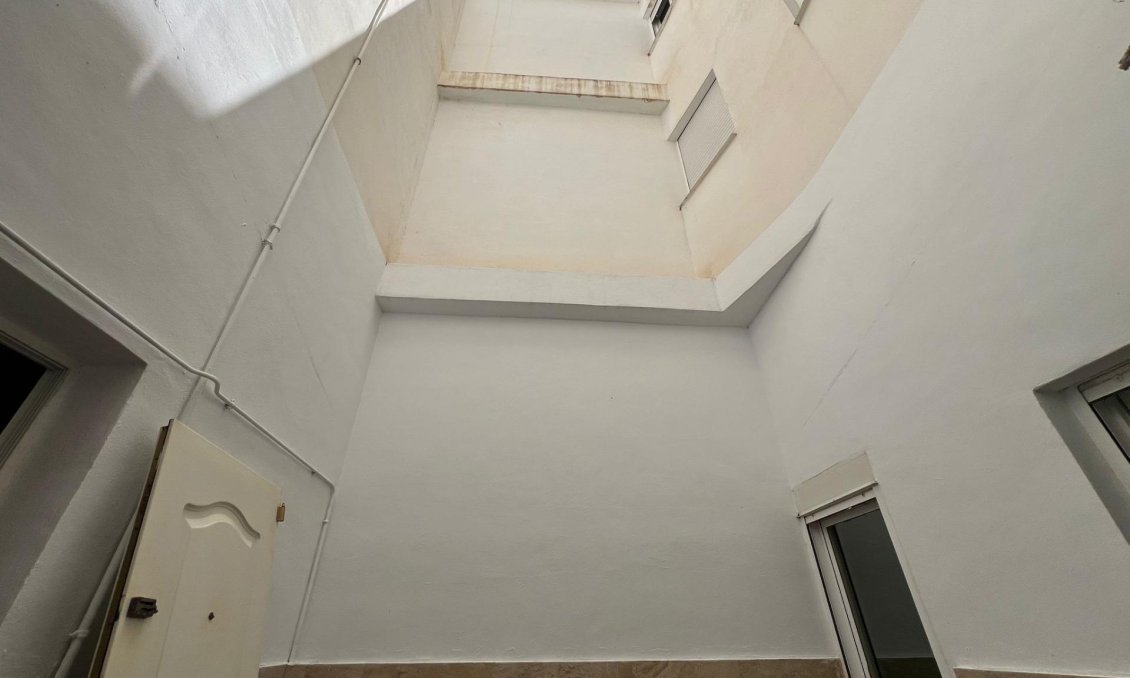 Segunda mano - Apartamento -
Catral - Comunidad Valenciana