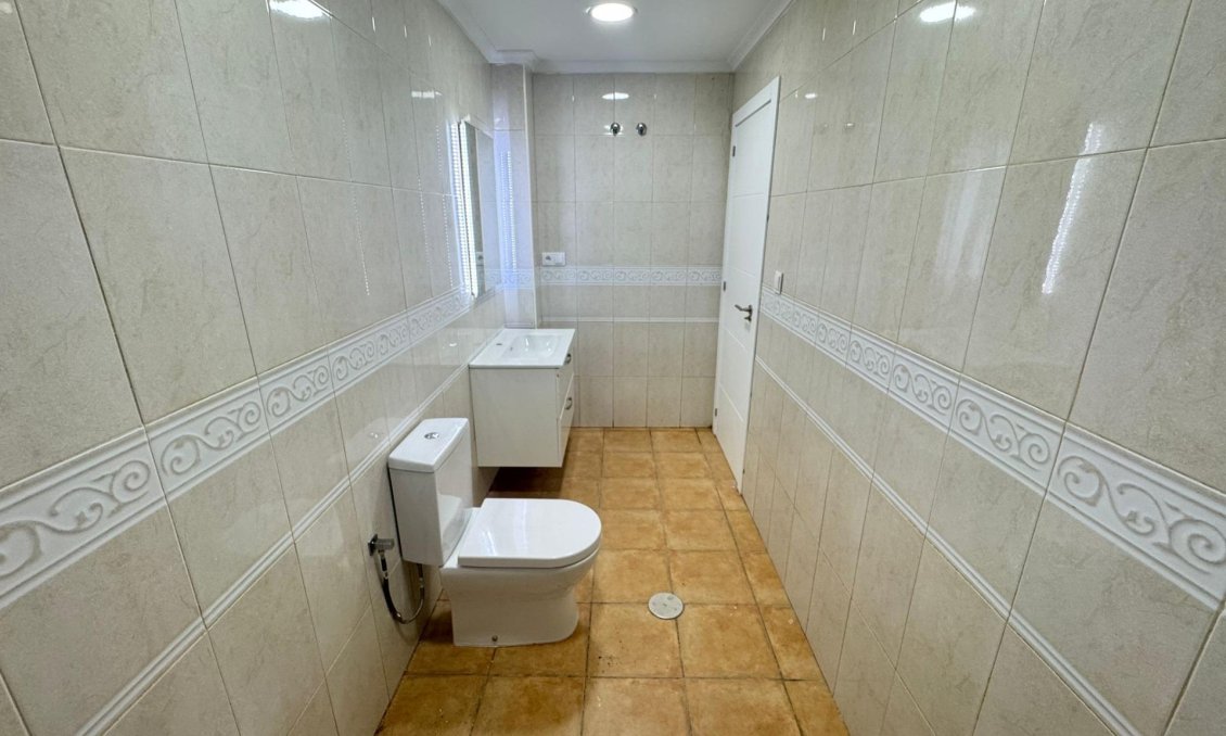 Segunda mano - Apartamento -
Catral - Comunidad Valenciana