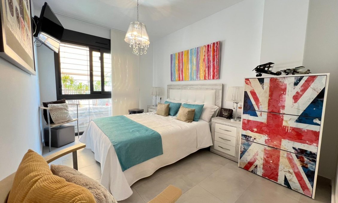 Segunda mano - Bungalow -
Pilar de la Horadada - Pueblo Latino