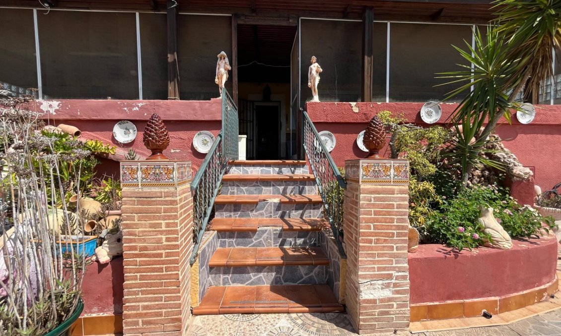 Segunda mano - Villa -
Dolores - Camino De La Cebada