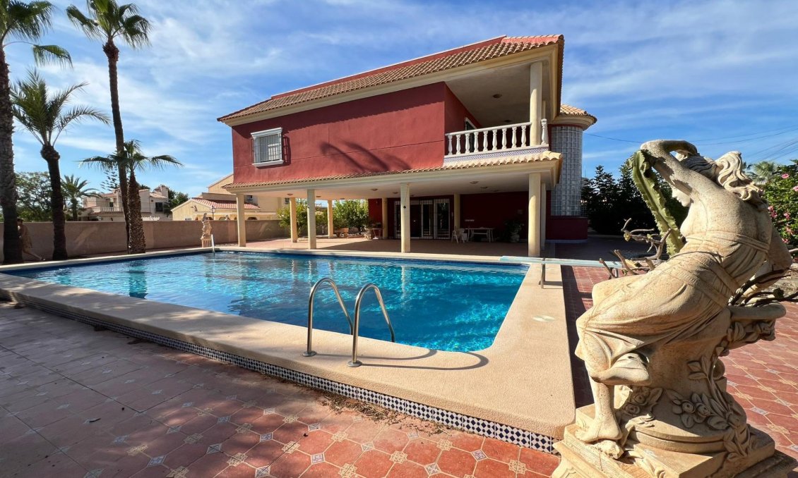 Wiederverkauf - Villa -
Torrevieja - Torreta Florida