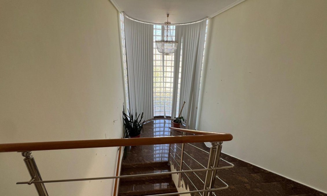 Wiederverkauf - Villa -
Torrevieja - Torreta Florida