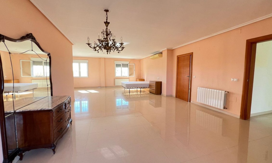 Wiederverkauf - Villa -
Torrevieja - Torreta Florida