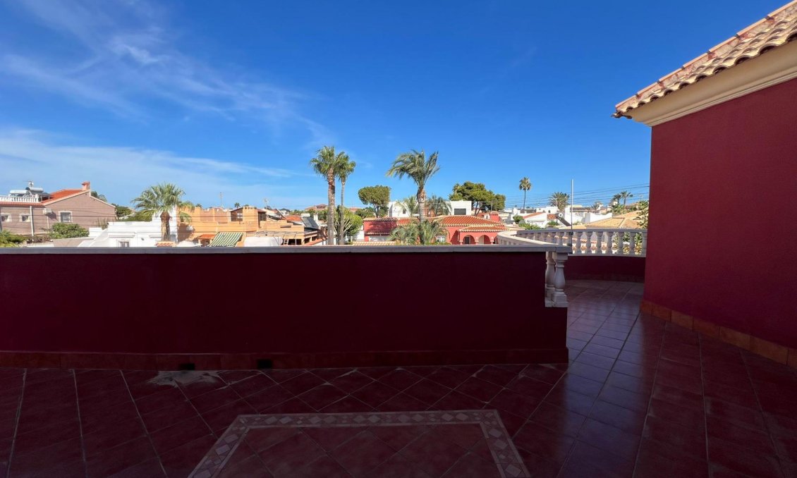 Wiederverkauf - Villa -
Torrevieja - Torreta Florida