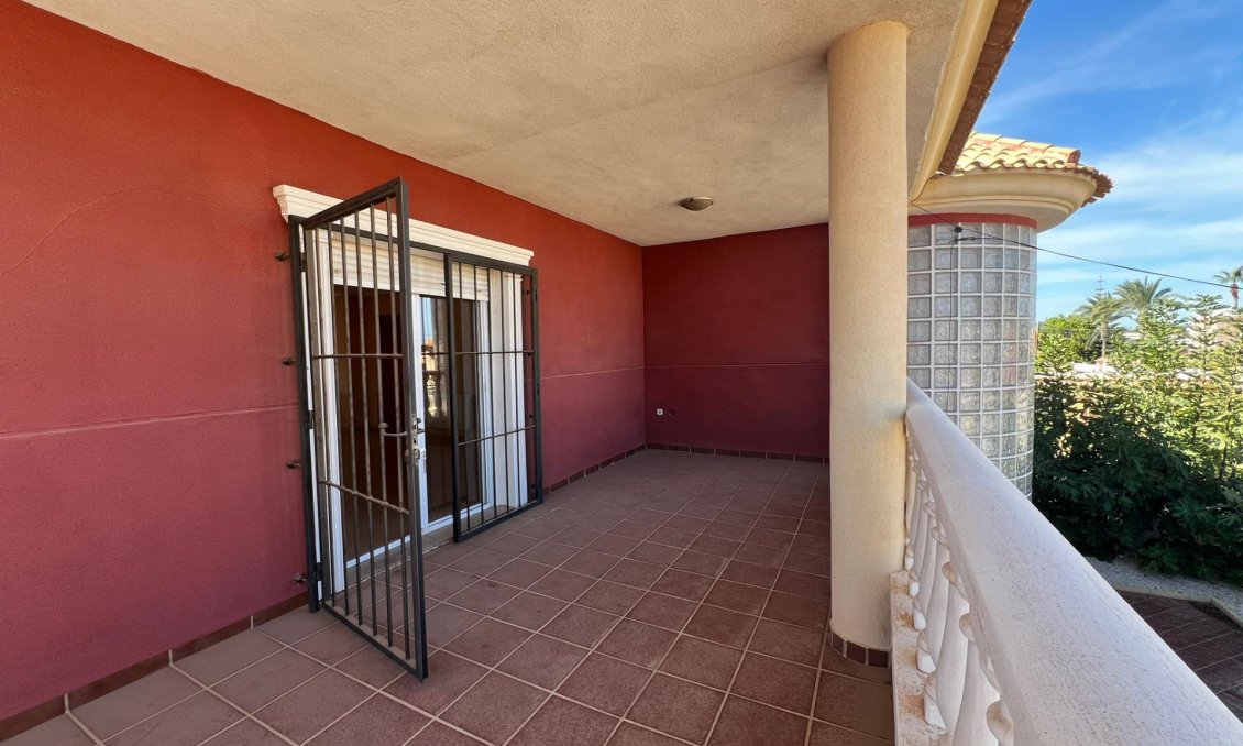 Wiederverkauf - Villa -
Torrevieja - Torreta Florida