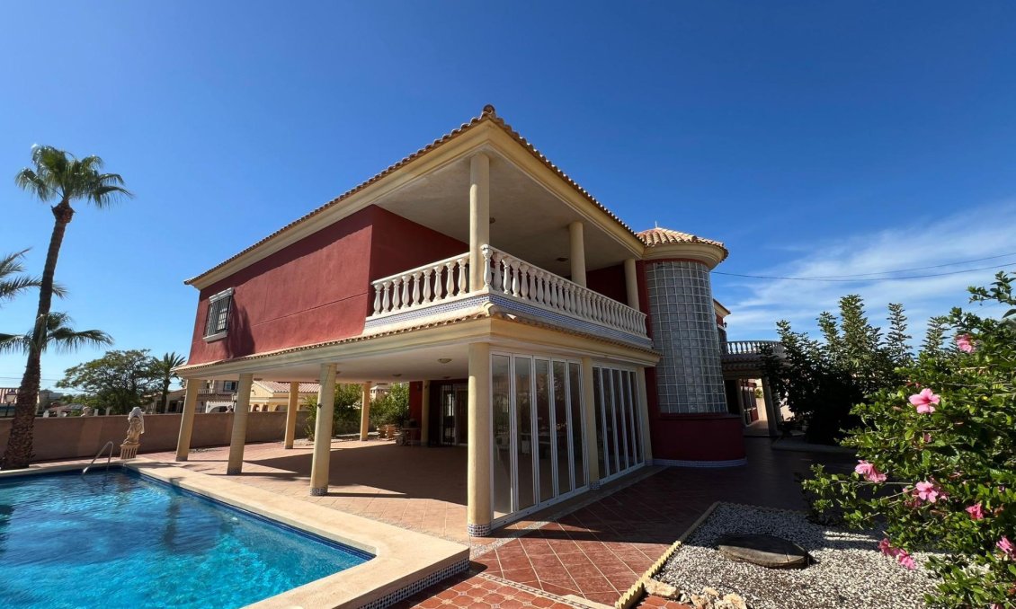 Wiederverkauf - Villa -
Torrevieja - Torreta Florida
