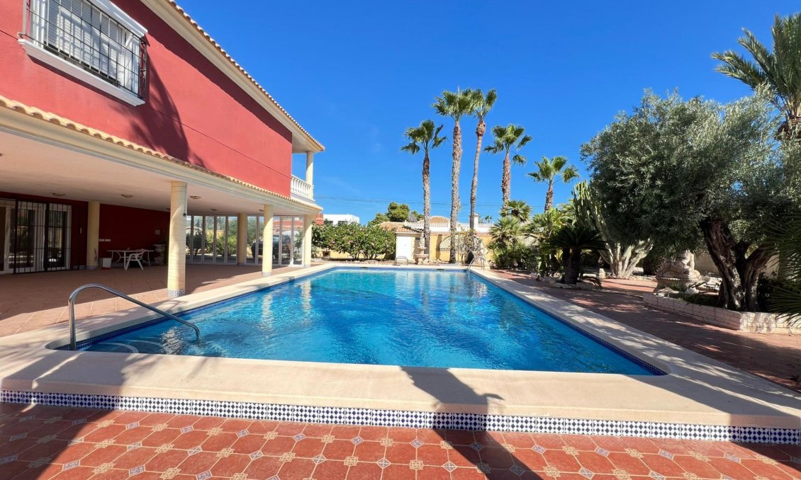 Wiederverkauf - Villa -
Torrevieja - Torreta Florida