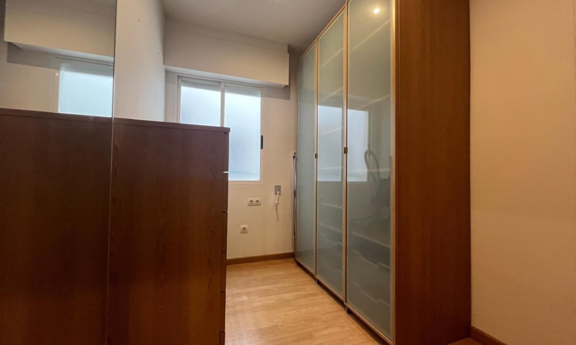 Segunda mano - Apartamento -
Torrevieja - Centro