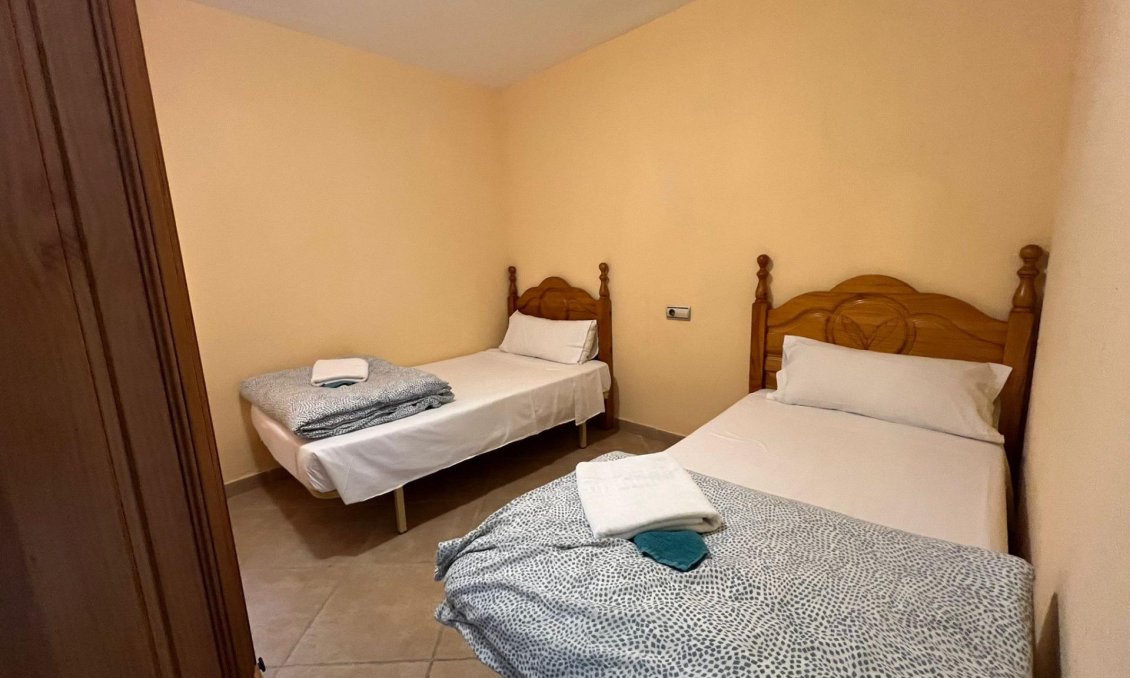 Használt Ingatlanok - Apartman -
Torrevieja - Playa De Los Naufragos