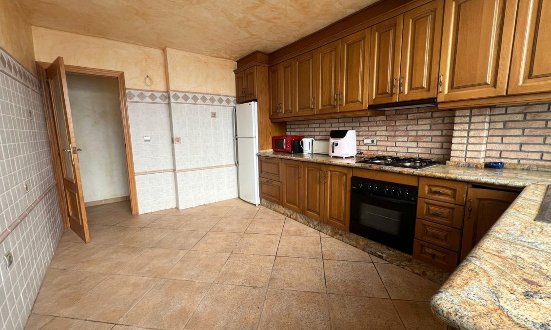Használt Ingatlanok - Apartman -
Torrevieja - Playa De Los Naufragos