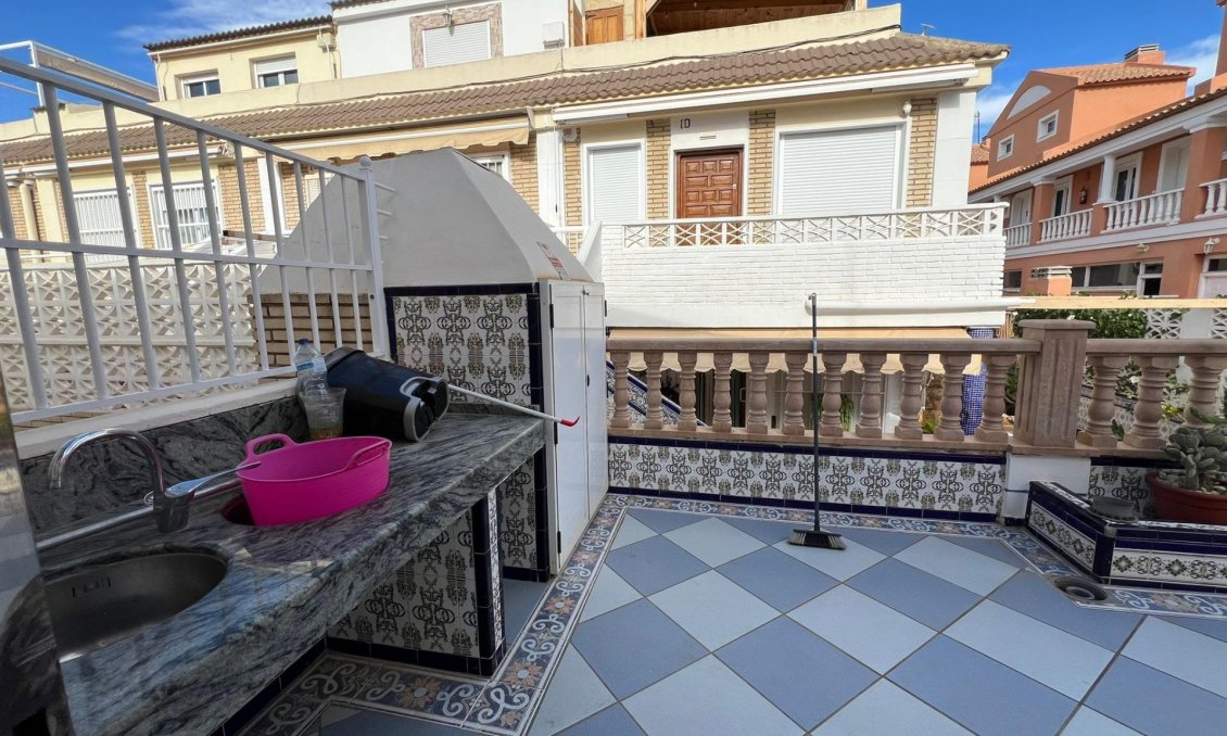 Segunda mano - Town House -
Torrevieja - La Mata