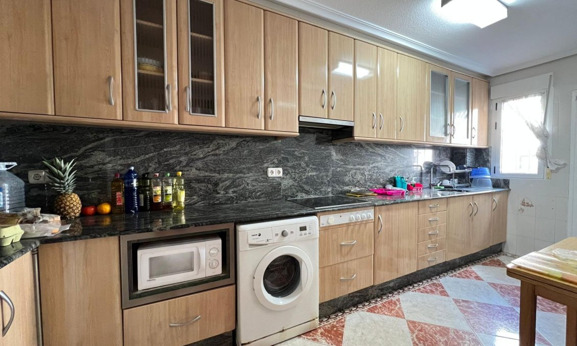 Segunda mano - Town House -
Torrevieja - La Mata