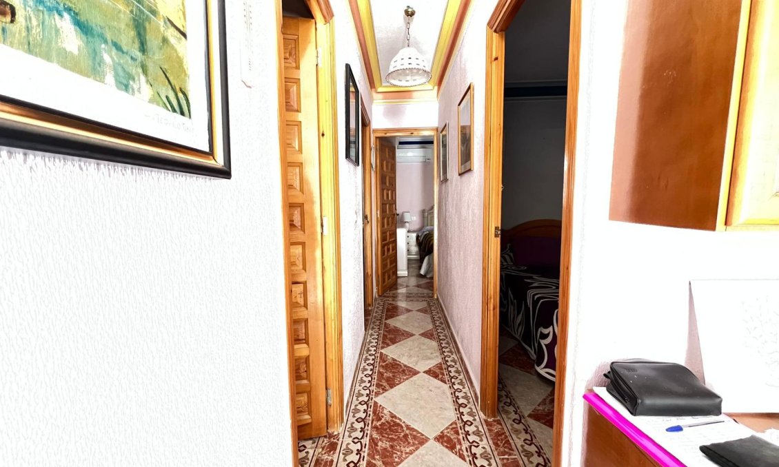 Segunda mano - Town House -
Torrevieja - La Mata