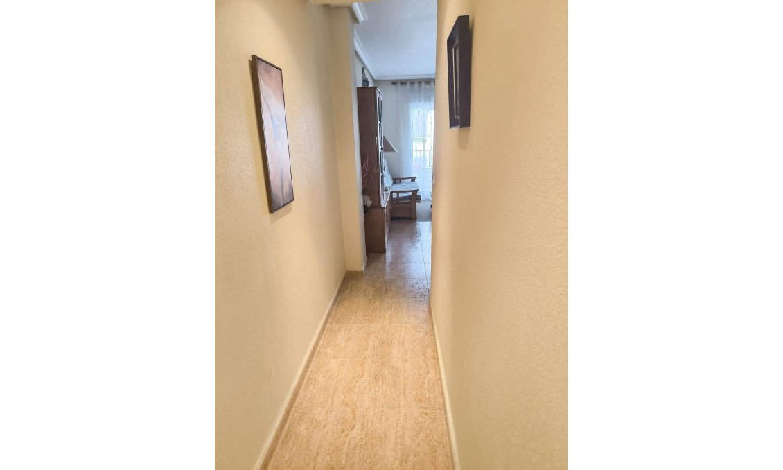 Resale - Apartment -
Torrevieja