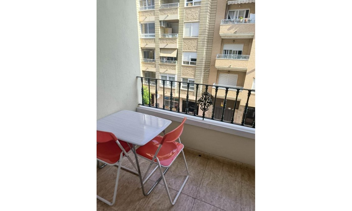 Resale - Apartment -
Torrevieja
