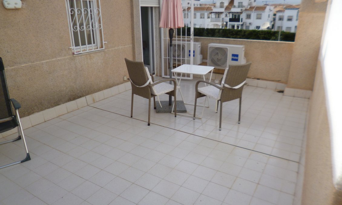 Segunda mano - Town House -
La Zenia - Costa Blanca