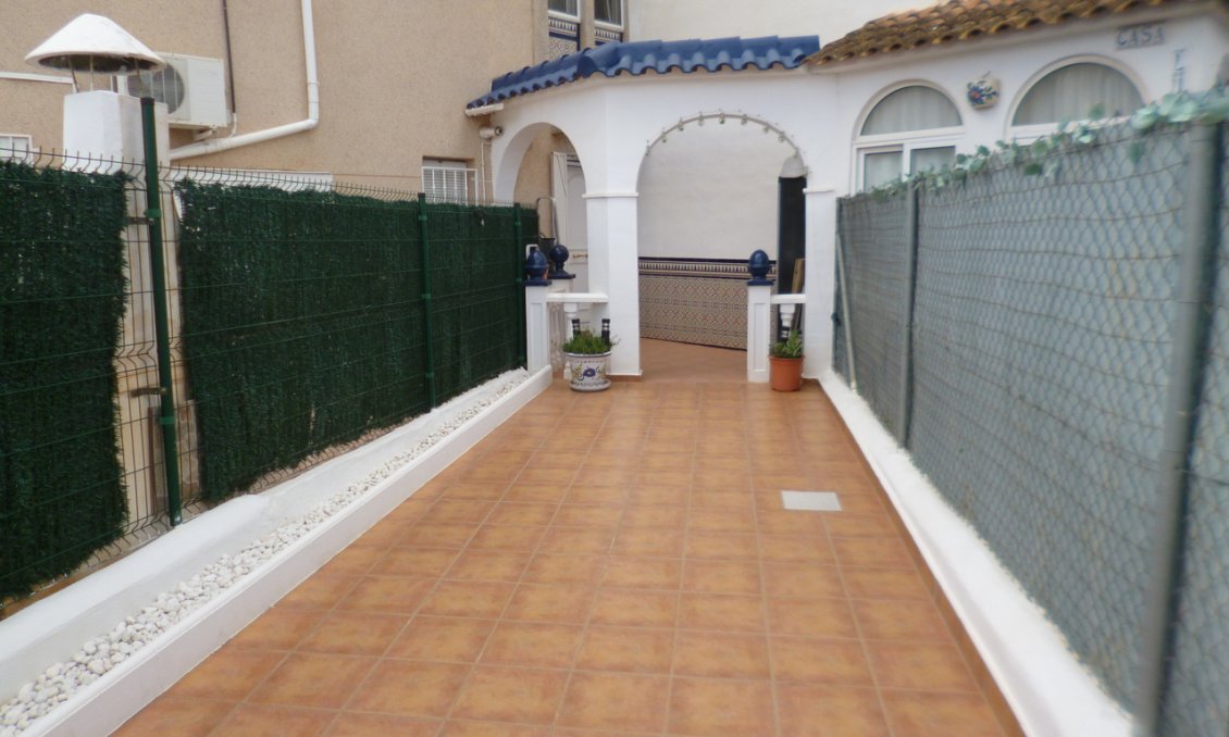 Segunda mano - Town House -
La Zenia - Costa Blanca