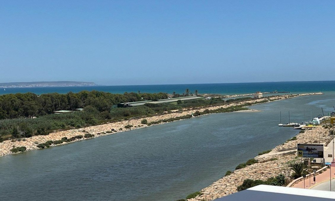 Segunda mano - Ático -
Guardamar del Segura - Puerto Deportivo