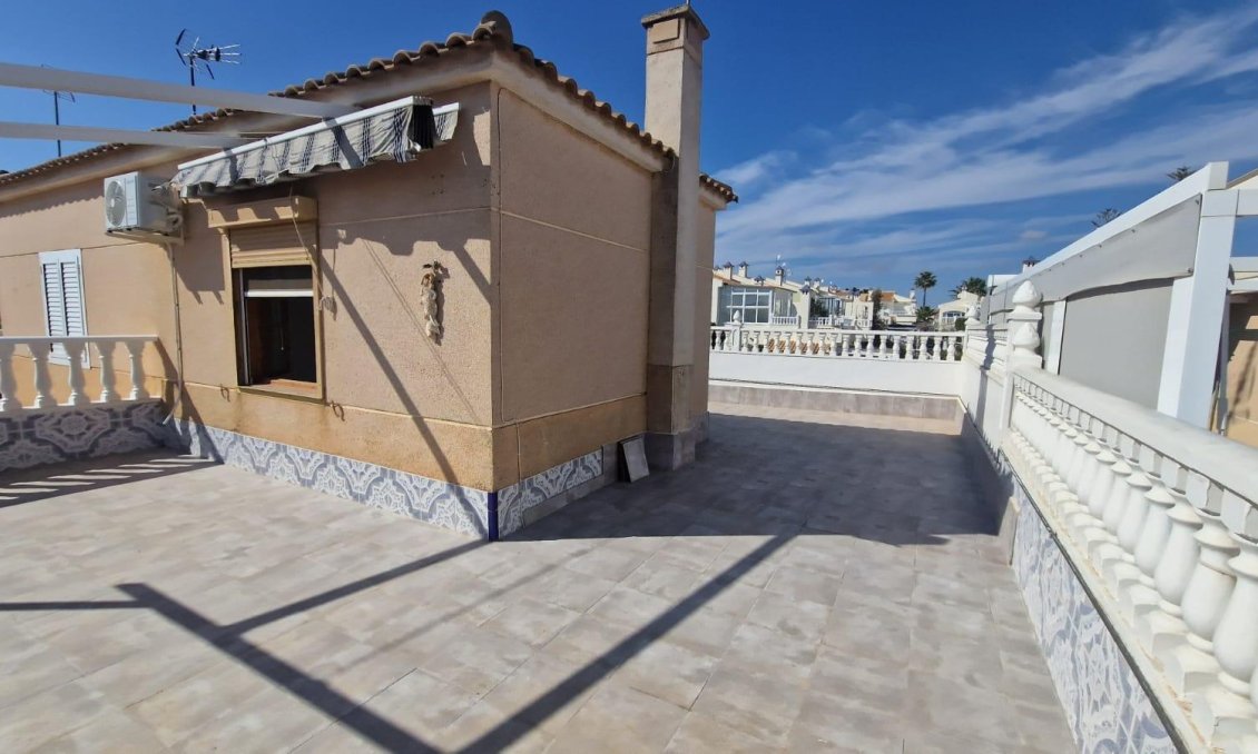 Wiederverkauf - Town House -
Torrevieja - Los Altos