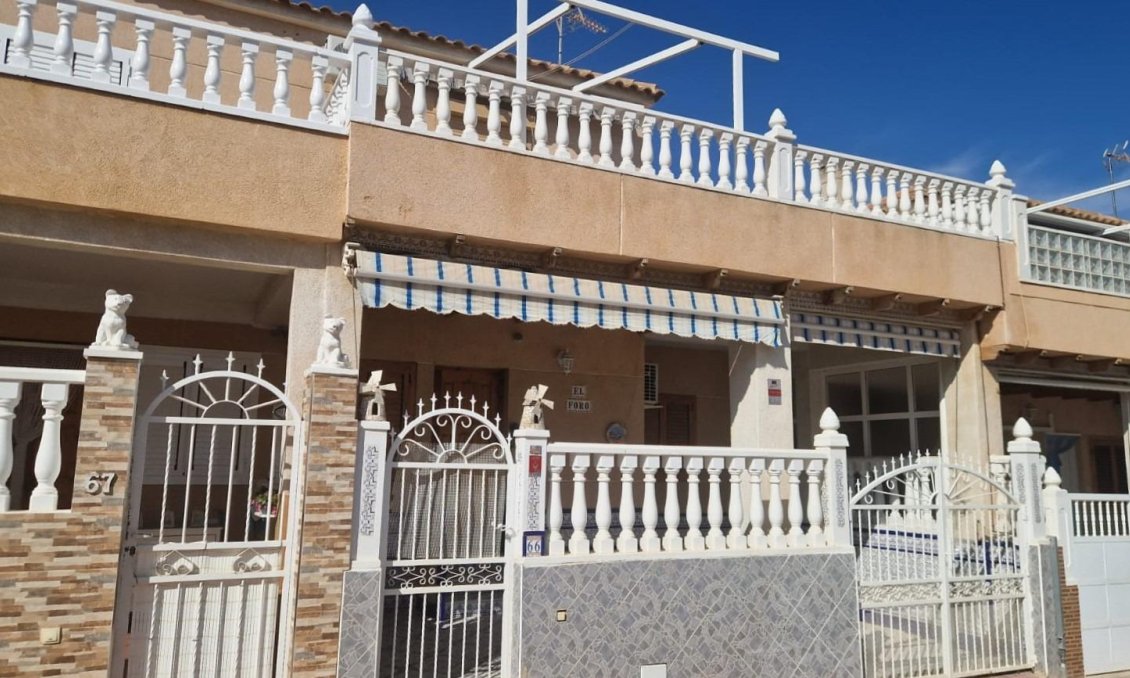 Wiederverkauf - Town House -
Torrevieja - Los Altos