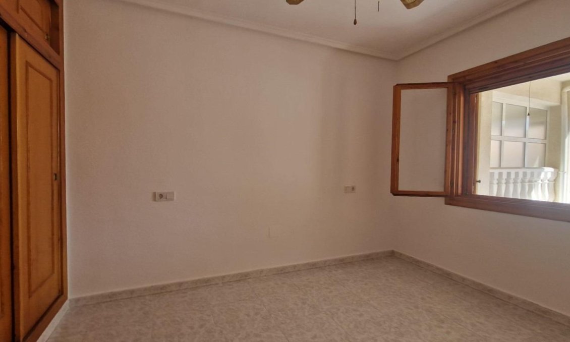 Wiederverkauf - Town House -
Torrevieja - Los Altos